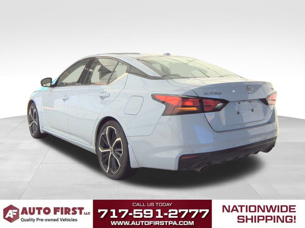 2024 Nissan Altima 2.5 SR photo 2