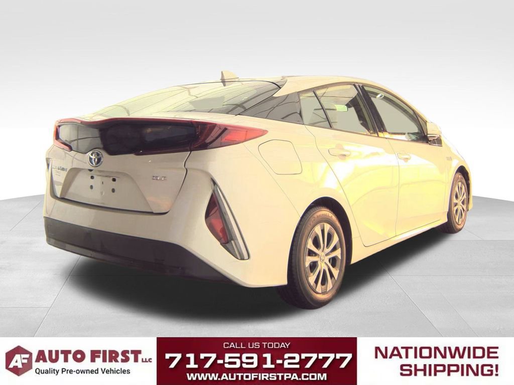 2020 Toyota Prius Prime photo 2