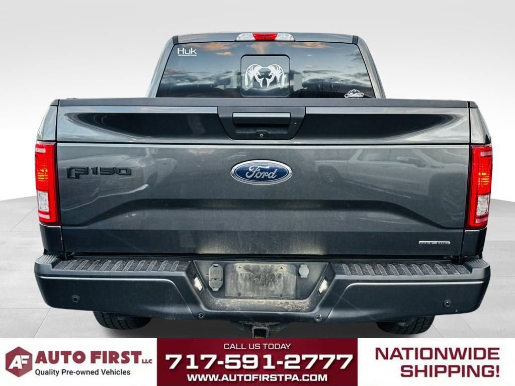 2016 Ford F-150 XLT photo 3