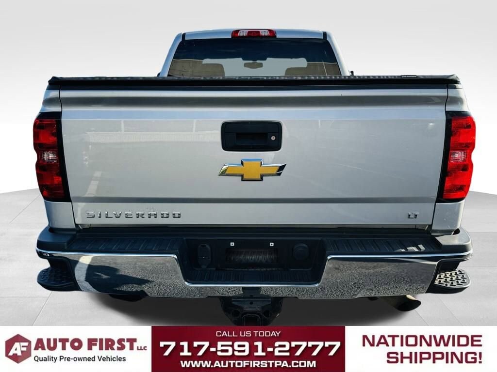 2017 Chevrolet Silverado 2500HD LT photo 4