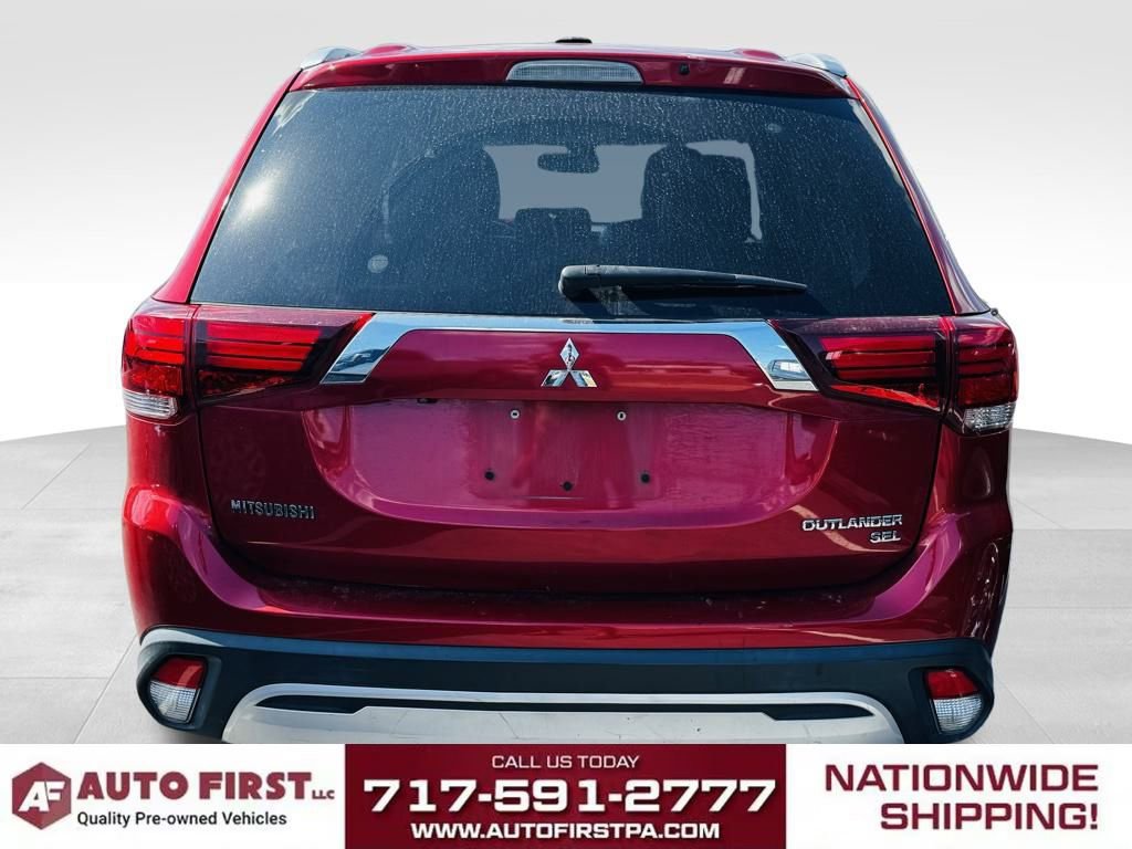 2019 Mitsubishi Outlander photo 4