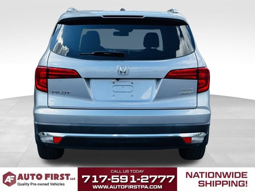 2018 Honda Pilot Elite photo 3