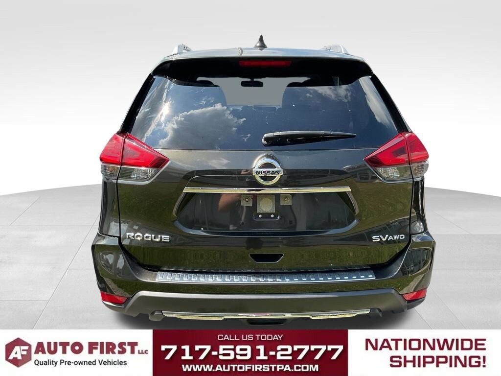 Used 2017 Nissan Rogue SV SUV