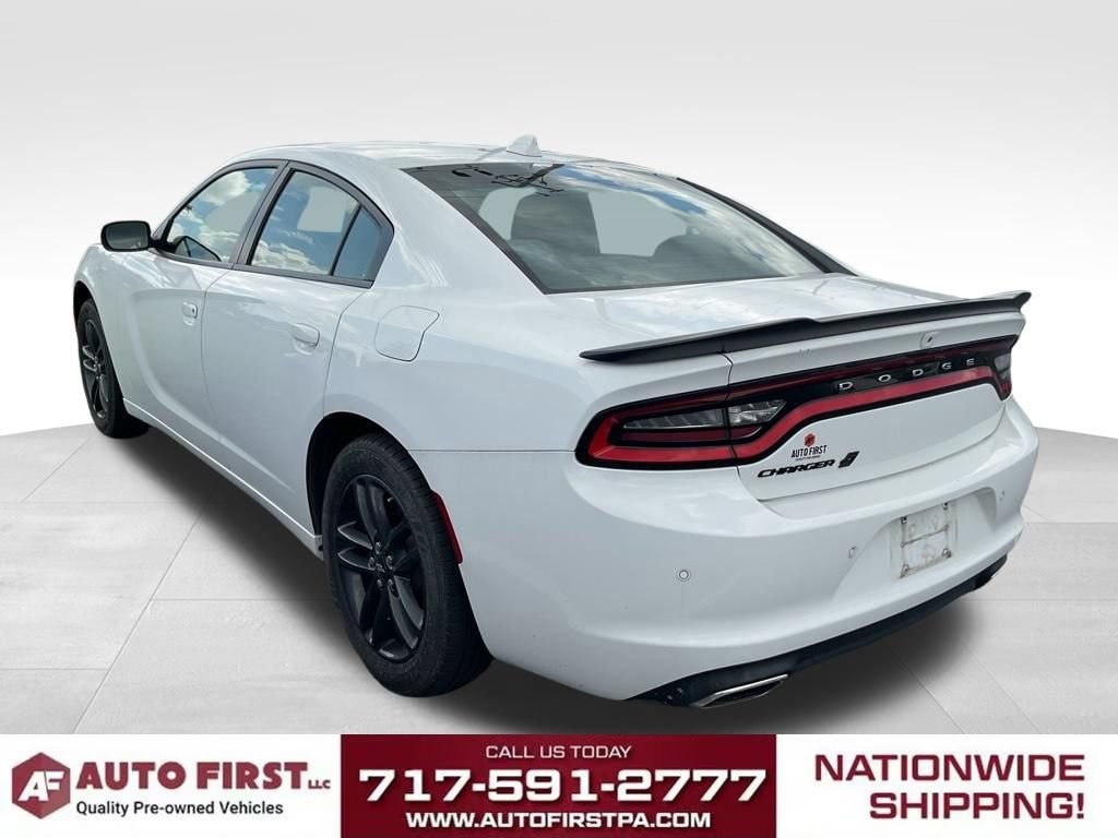 Used 2019 Dodge Charger SXT Sedan