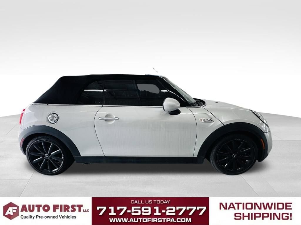 2017 Mini Cooper Convertible S photo 2
