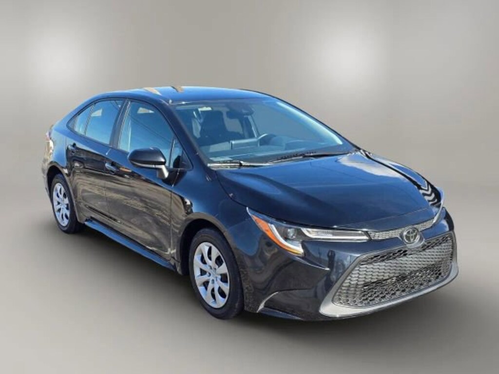 Used 2021 Toyota Corolla LE Sedan