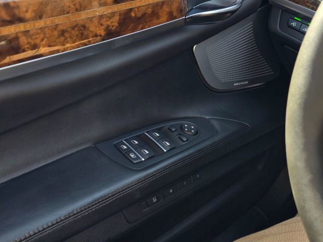 2013 BMW 7 Series 750i - Photo 32