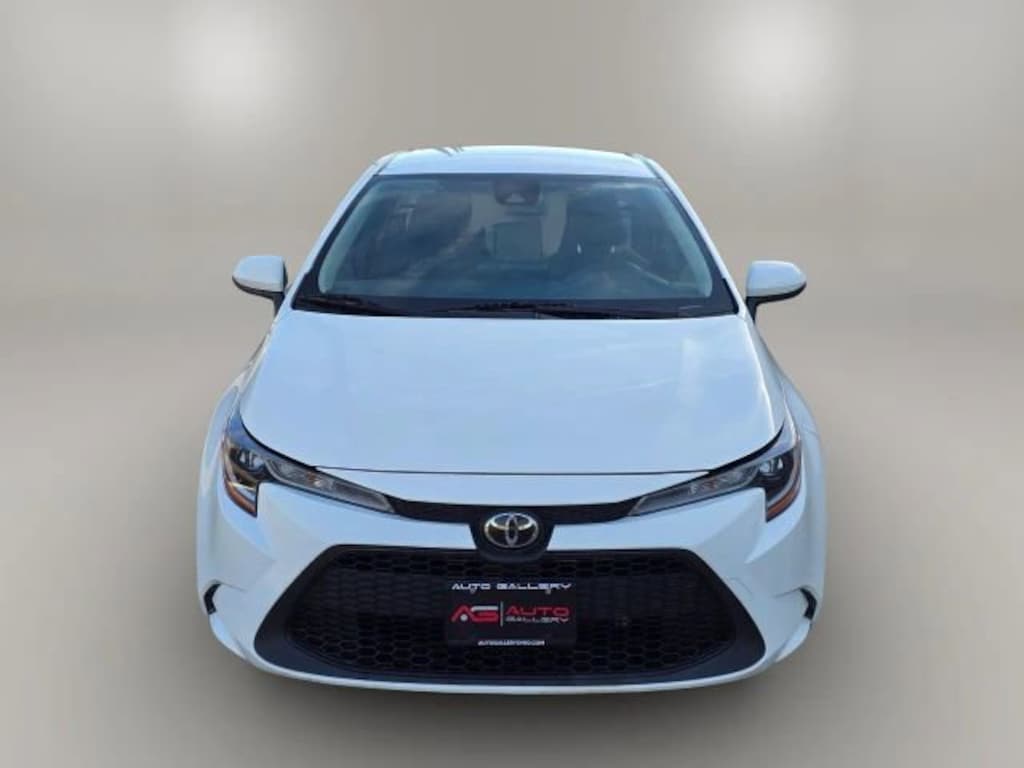 Used 2022 Toyota Corolla LE Sedan