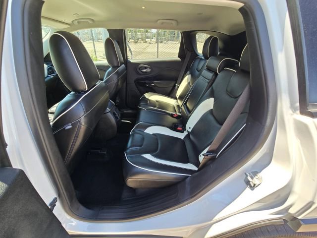 2019 Jeep Cherokee Altitude - Photo 12