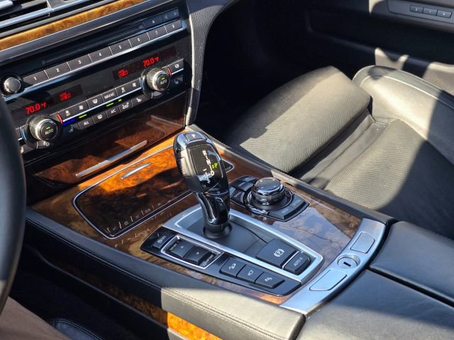 2013 BMW 7 Series 750i - Photo 29