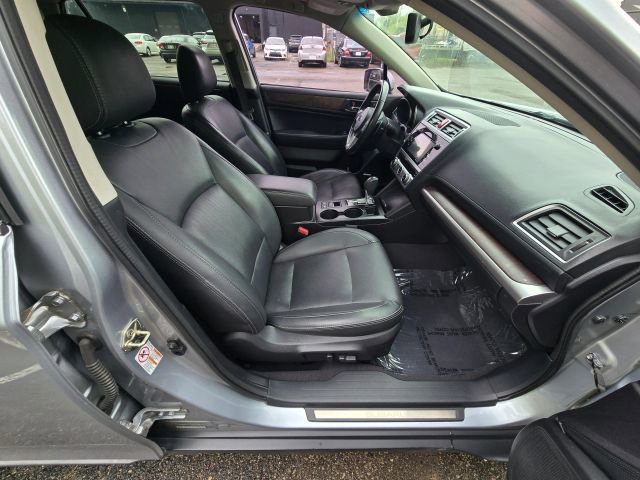 2016 Subaru Outback Limited - Photo 16