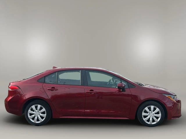 2024 Toyota Corolla LE photo 4
