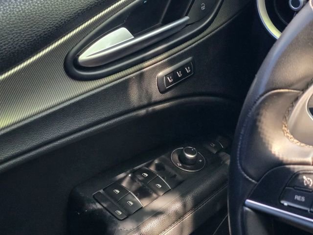 2019 Alfa Romeo Stelvio Ti Sport - Photo 31
