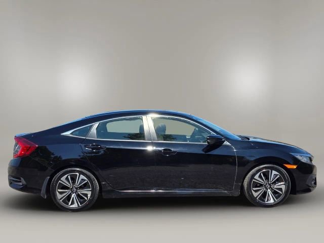 2018 Honda Civic EX-T photo 4