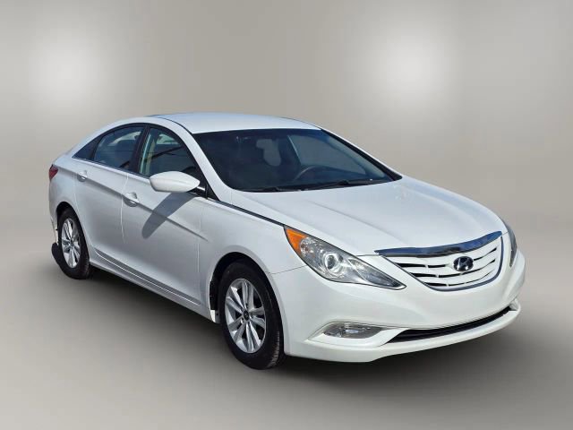2013 Hyundai Sonata GLS photo 3