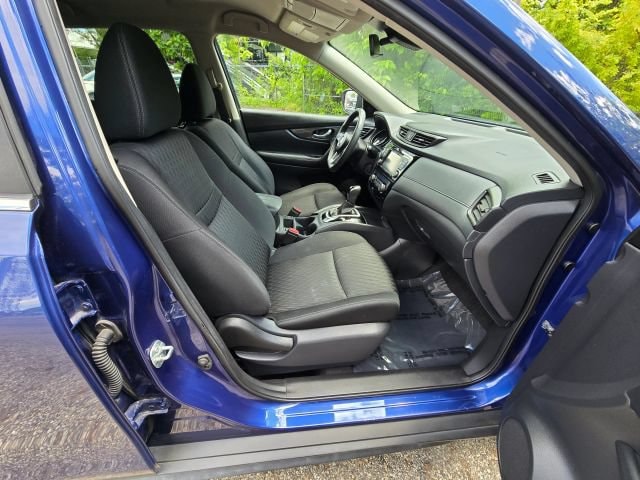 2019 Nissan Rogue SV - Photo 15