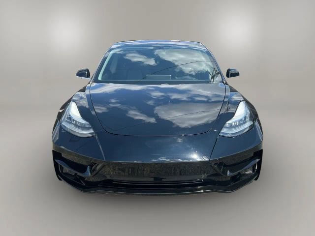 2019 Tesla Model 3 Standard Range photo 2