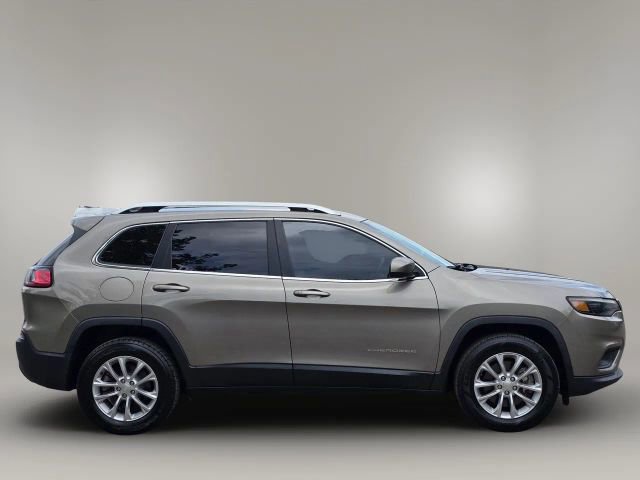 2019 Jeep Cherokee Latitude photo 4