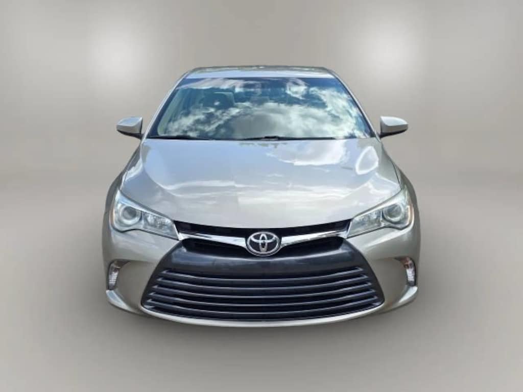 Used 2016 Toyota Camry Sedan