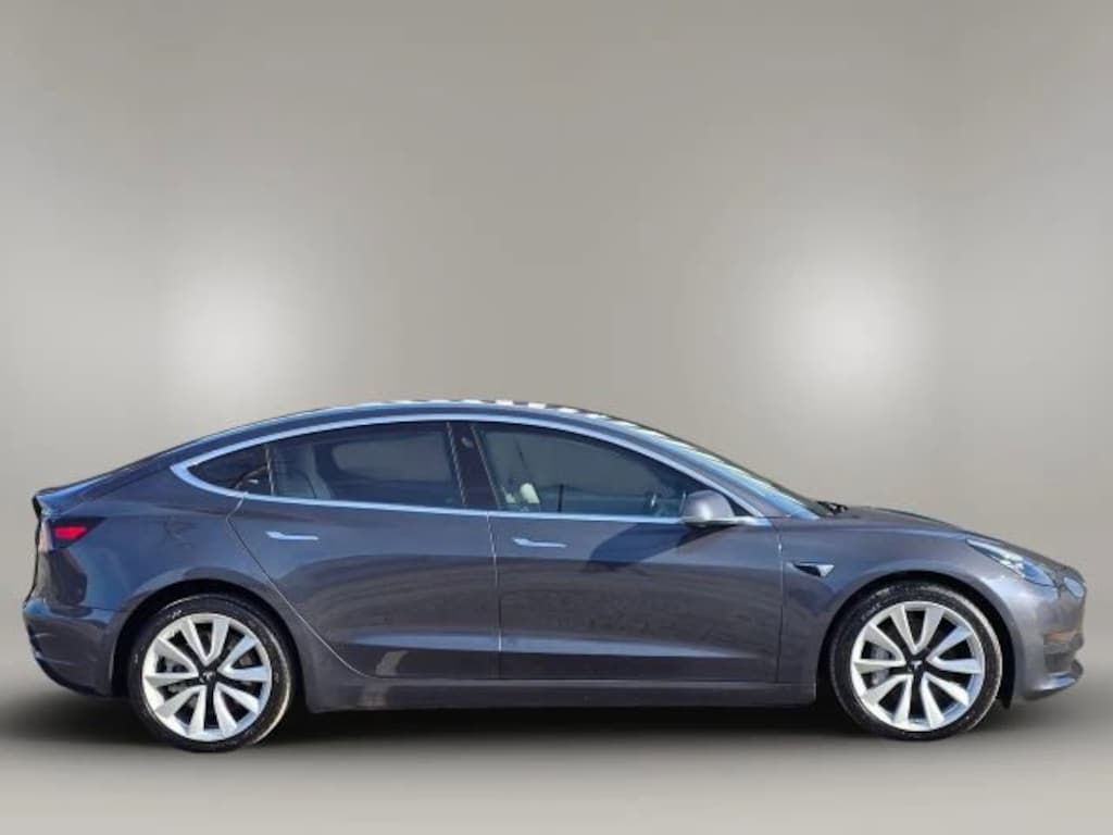 Used 2018 Tesla Model 3 Sedan