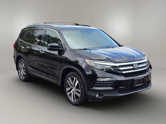 2018 Honda Pilot Elite photo 3