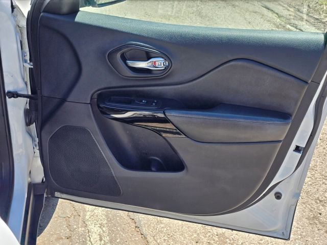 2019 Jeep Cherokee Altitude - Photo 17