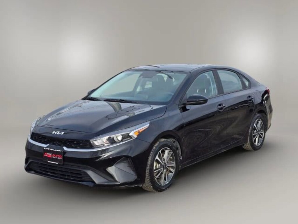 Used 2023 Kia Forte LXS Sedan