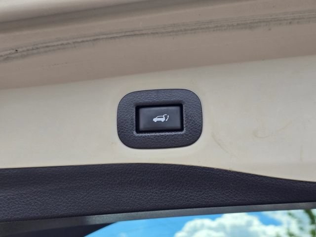 2019 Nissan Rogue SV - Photo 31