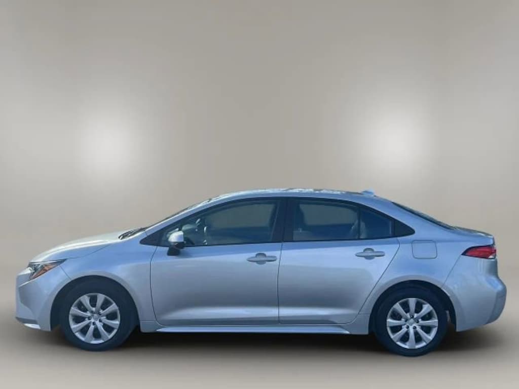 Used 2024 Toyota Corolla LE Sedan