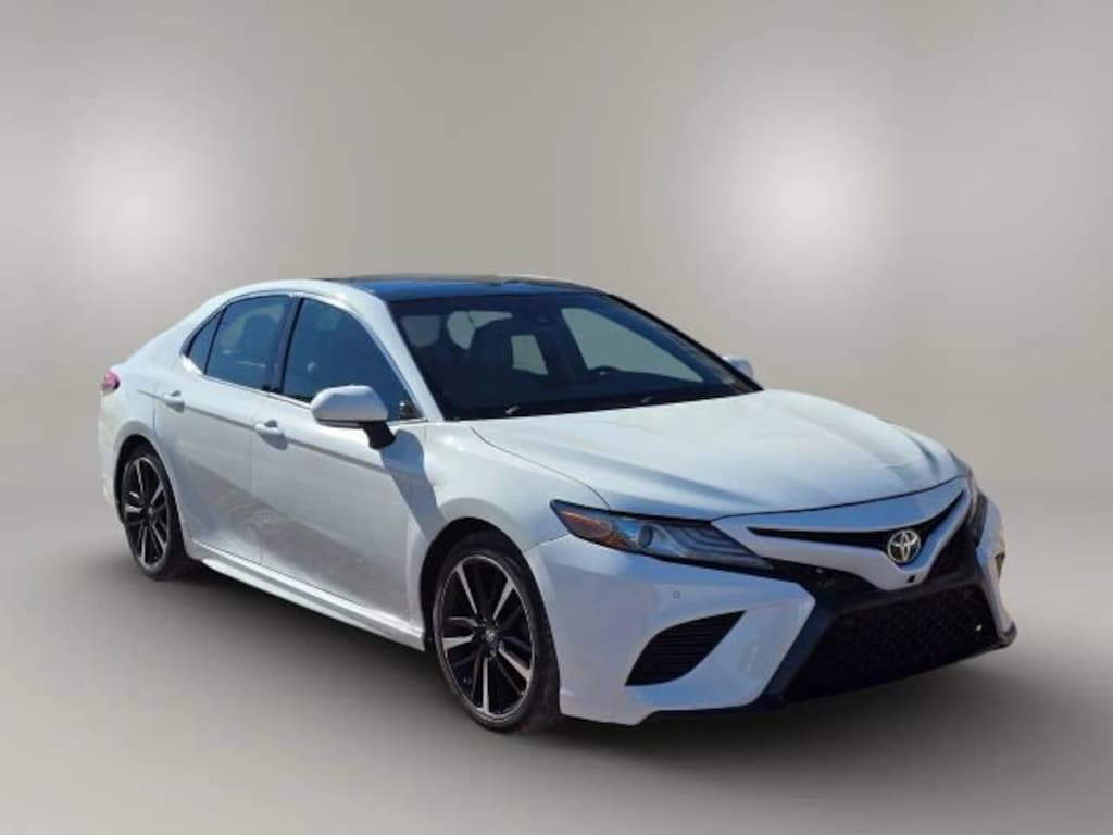 Used 2018 Toyota Camry XSE Sedan