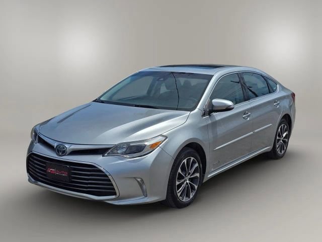 2018 Toyota Avalon XLE Plus Hybrid's photo