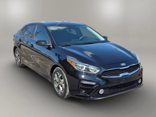 2021 Kia Forte LXS photo 3