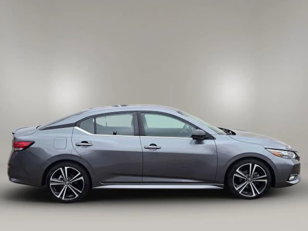 Used 2021 Nissan Sentra SR Sedan