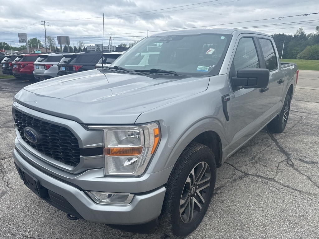 Used 2022 Ford F-150 XL with VIN 1FTEW1EP0NKD53897 for sale in Alma, MI