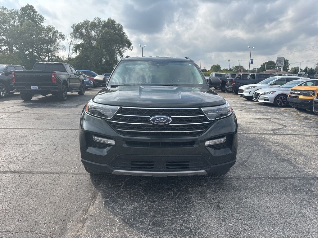 2023 Ford Explorer XLT photo 4