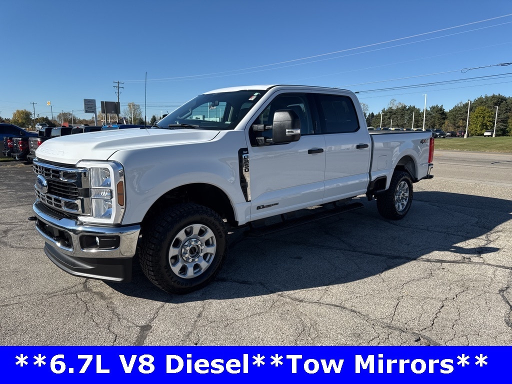 Used 2024 Ford F-250SD XLT Truck