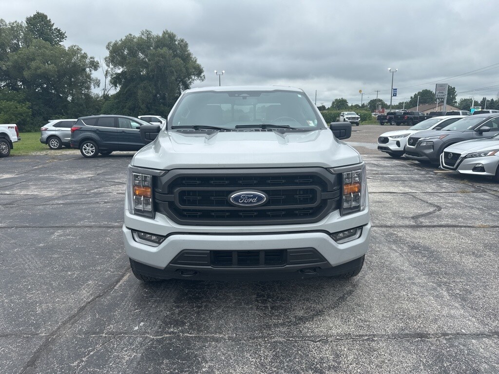 2023 Ford F-150 XLT photo 4