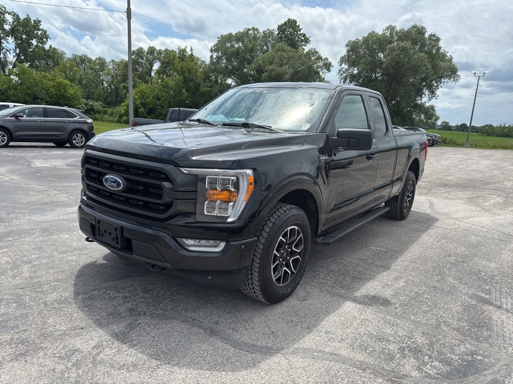 Used 2022 Ford F-150 XLT with VIN 1FTEX1EP4NKD16509 for sale in Alma, MI