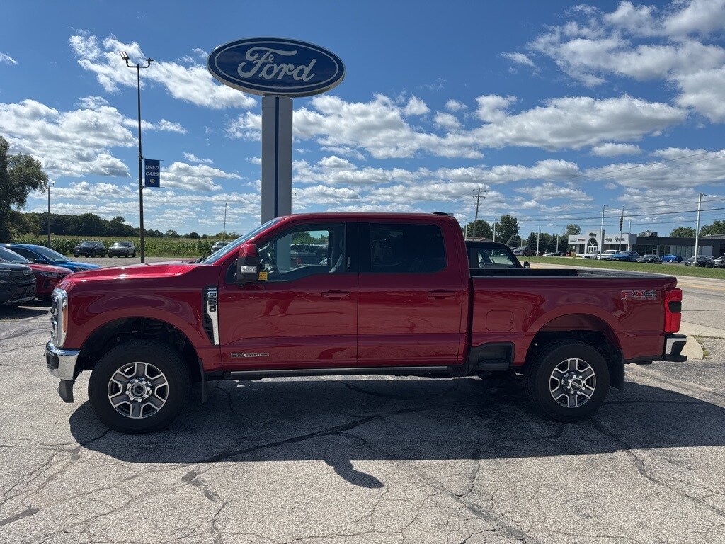 2023 Ford F-250 photo 2