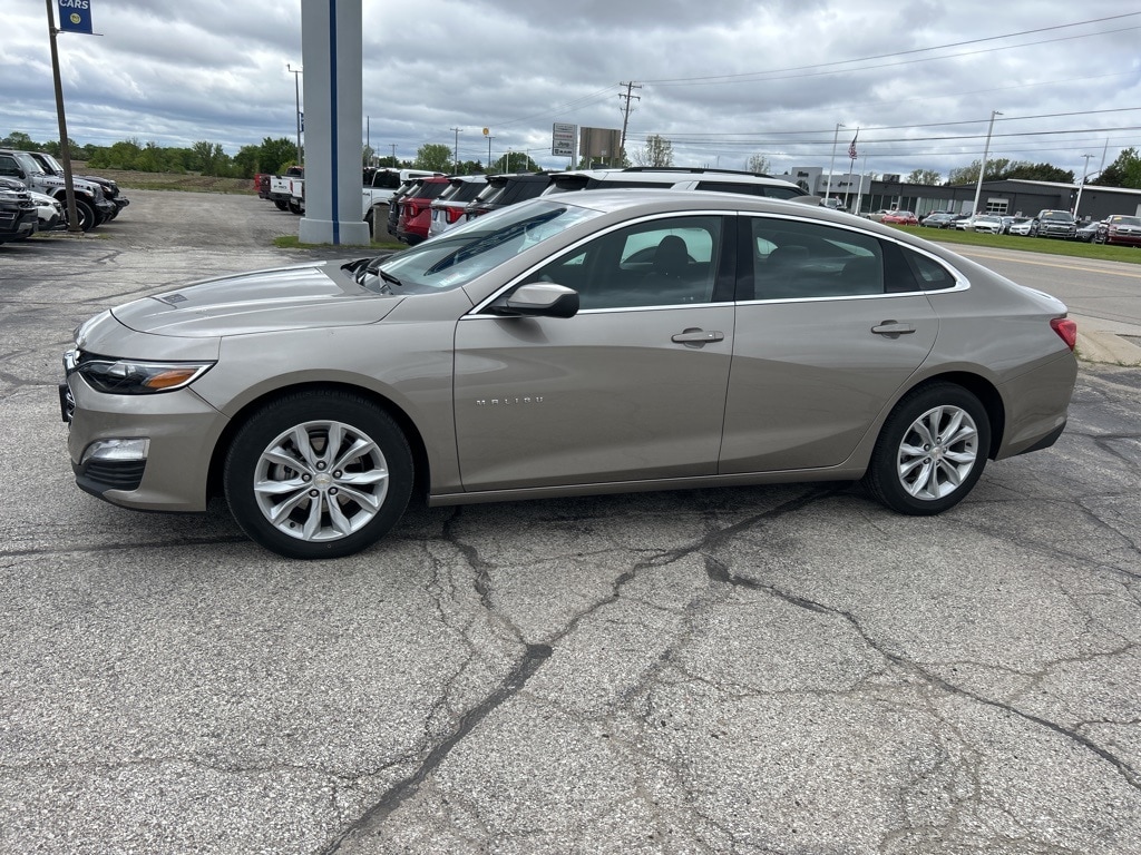 Used 2024 Chevrolet Malibu 1LT with VIN 1G1ZD5ST9RF244202 for sale in Alma, MI
