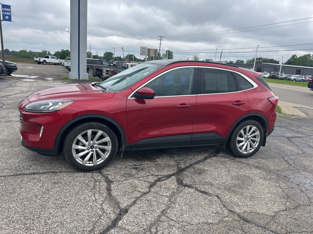 Used 2021 Ford Escape Titanium with VIN 1FMCU9DZ0MUA10410 for sale in Alma, MI