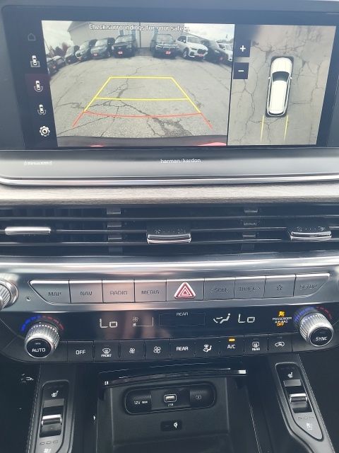 2022 Kia Telluride SX photo 2