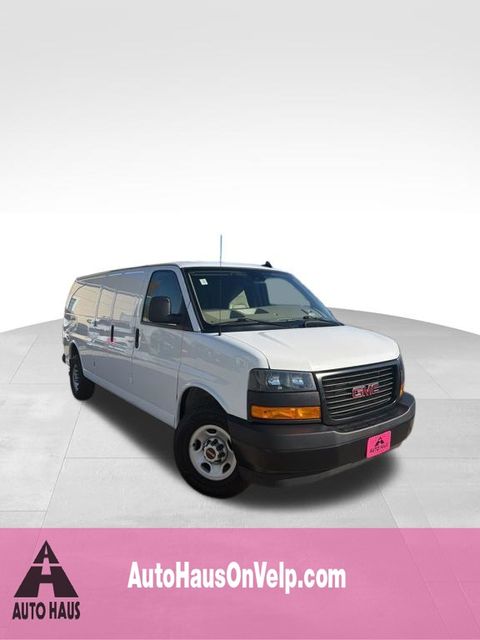 2024 GMC Savana 2500 Ext WB's photo