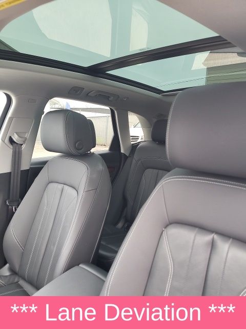 2022 Audi Q5 Premium Plus - Photo 9