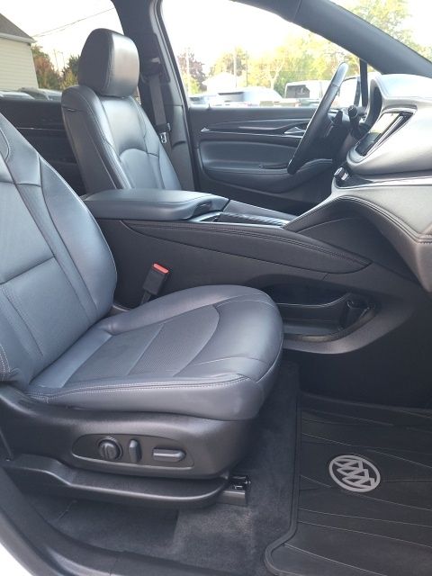 2023 Buick Enclave Essence - Photo 19