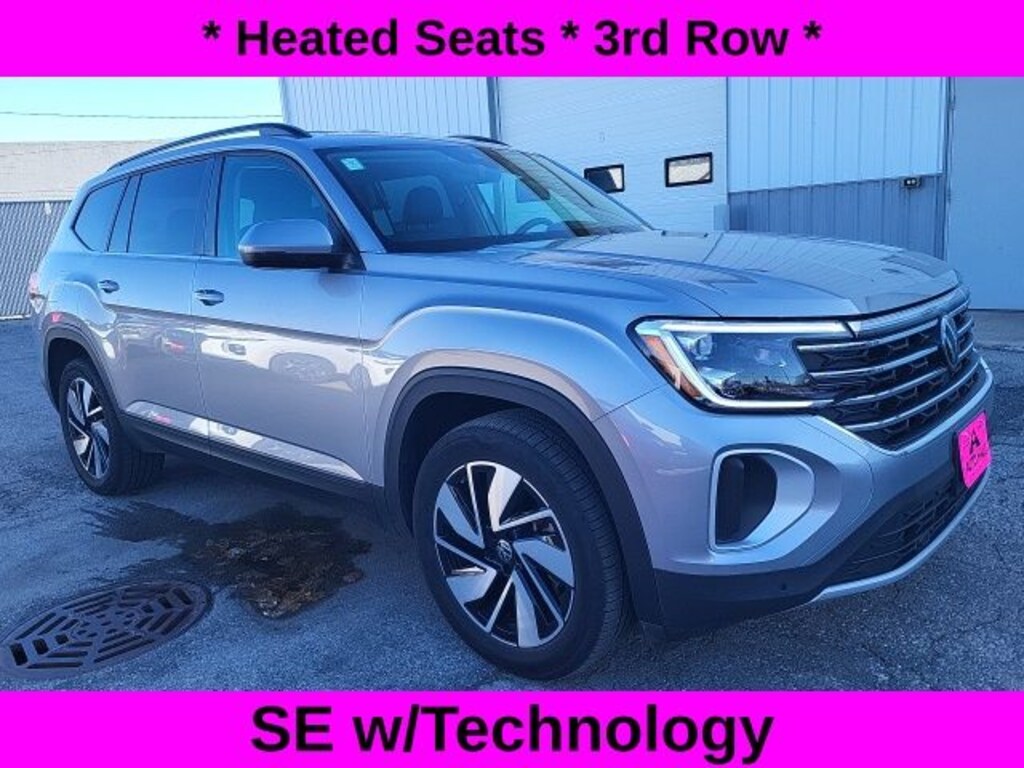 Used 2024 Volkswagen Atlas 2.0T SE w/Technology SUV