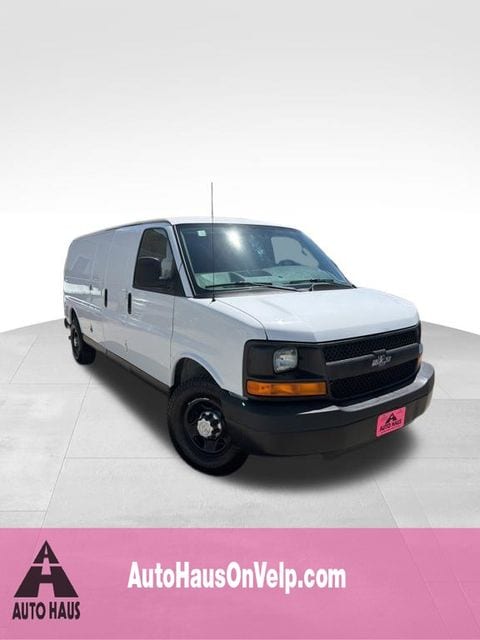 2016 Chevrolet Express 2500 Extended Work Van HD's photo