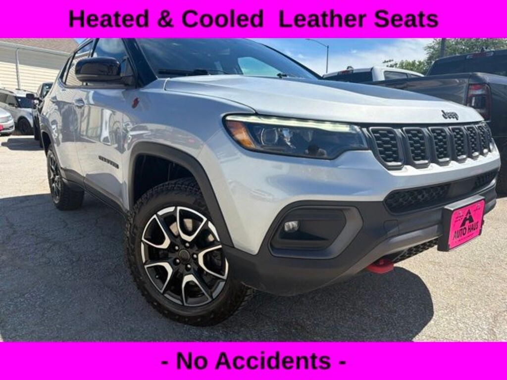 Used 2025 Jeep Compass Trailhawk SUV