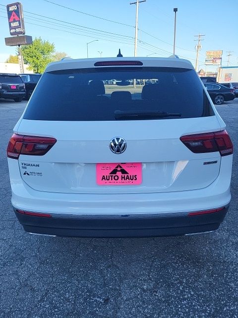 2021 Volkswagen Tiguan SE - Photo 19