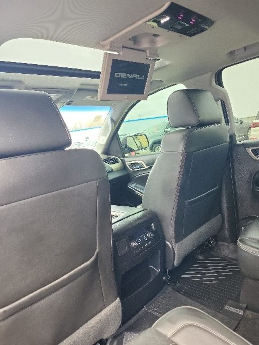 Used 2018 GMC Yukon Denali SUV